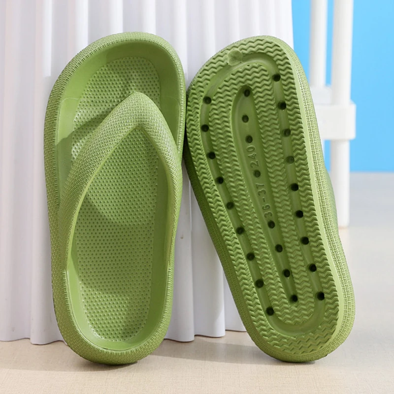 Men Shoes 2026 - شباشب نسائية صيفية 2026 بنعل سميك