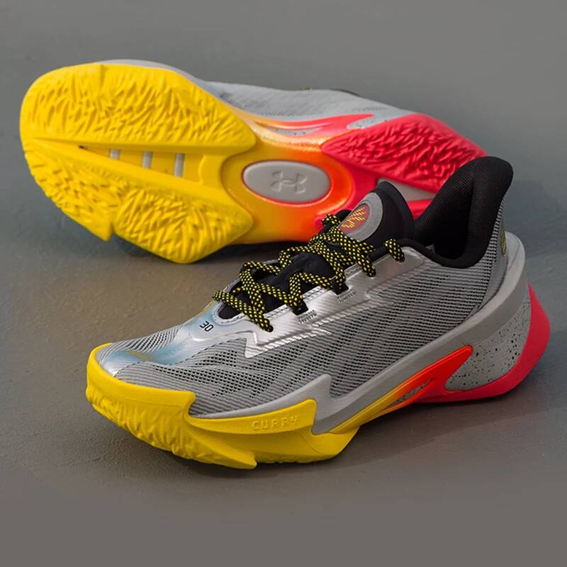 Men Shoes Under Armour - حذاء Under Armour للرجال والنساء لكرة