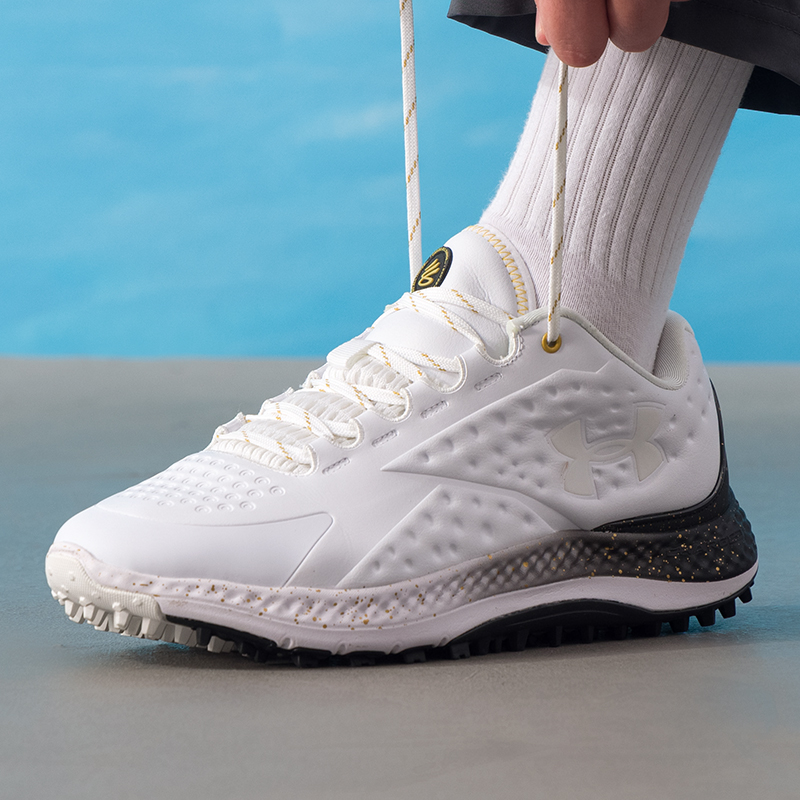 أحذية الجولف الرياضية للرجال م - مراجعة Men Shoes Under Armour وسعره
