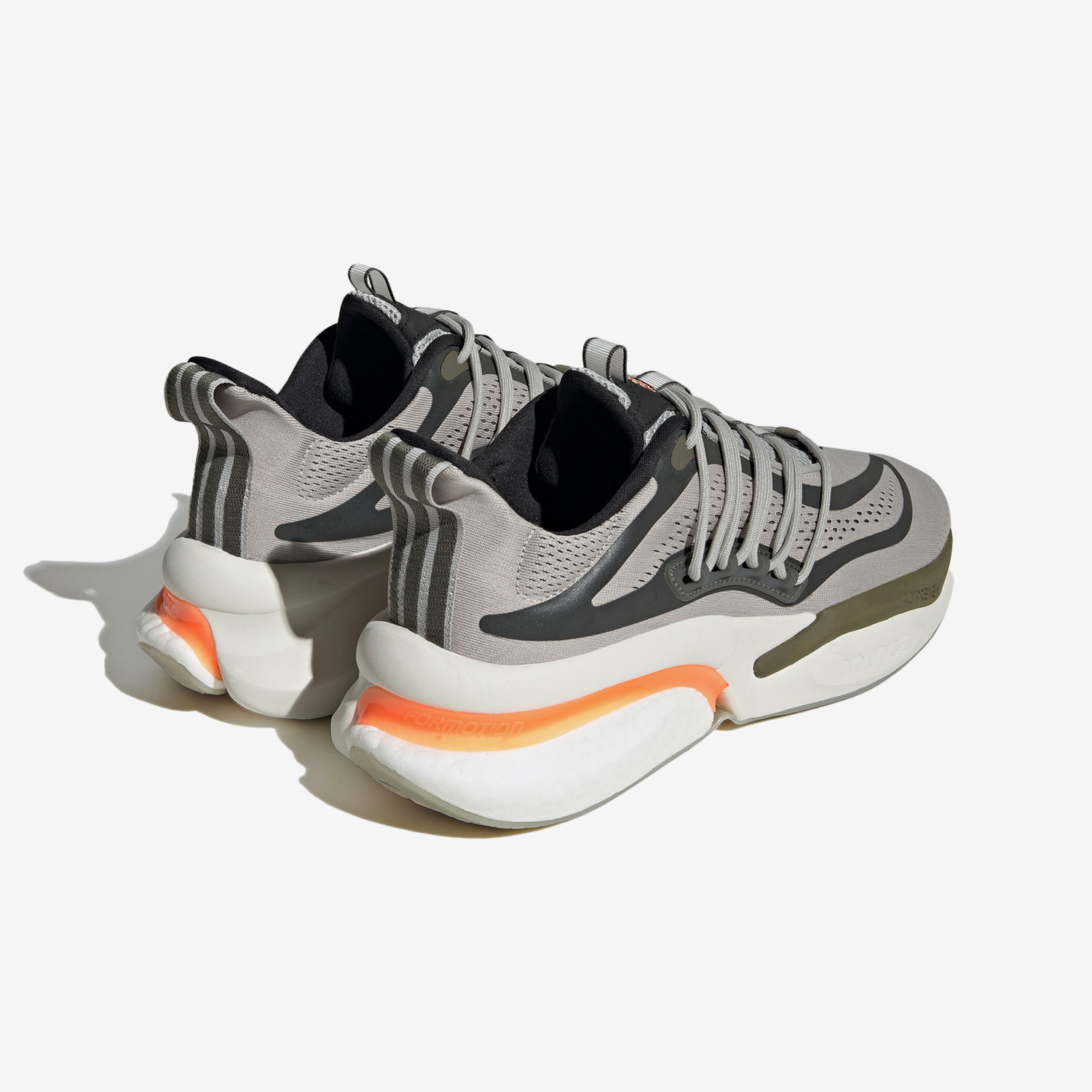 حذاء الجري الرياضي الأصلي ألفا - مراجعة Men Shoes Running Adidas وسعره