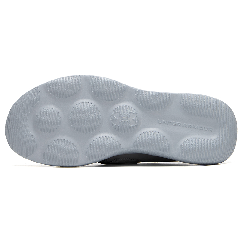 أحذية رجالية من Under Armour،  - مراجعة Men Shoes Under Armour وسعره