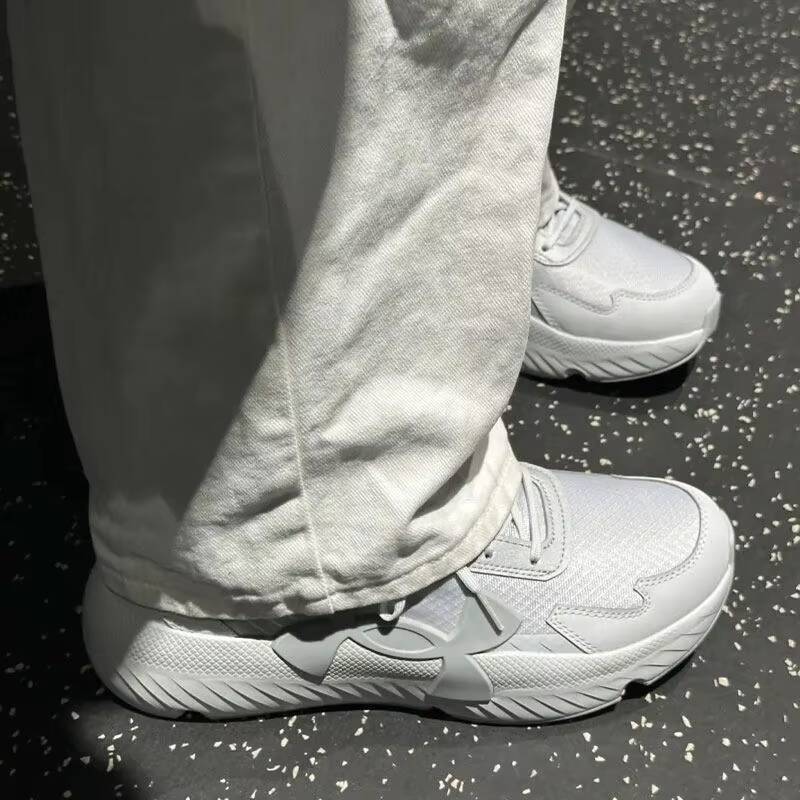 حذاء رياضي كاجوال جديد من أندر - مراجعة Men Shoes Under Armour وسعره