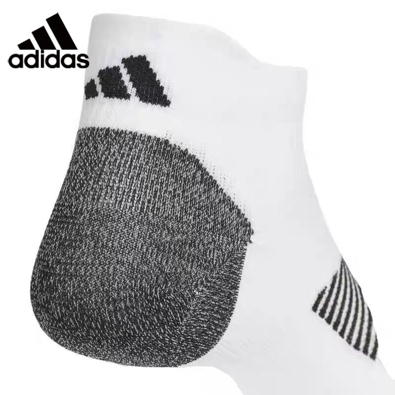 زوج واحد من جوارب أديداس المبط - مراجعة Men Shoes Running Adidas وسعره